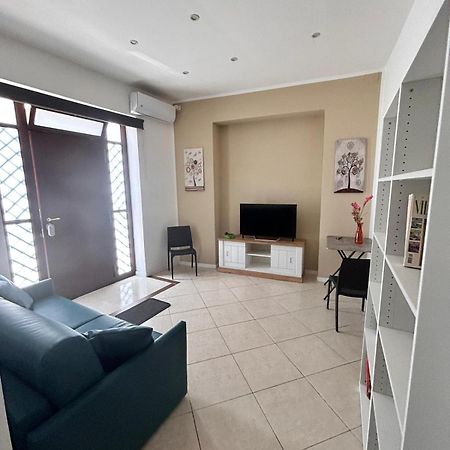 Villa Dimora Centrale 7 à Palerme Extérieur photo